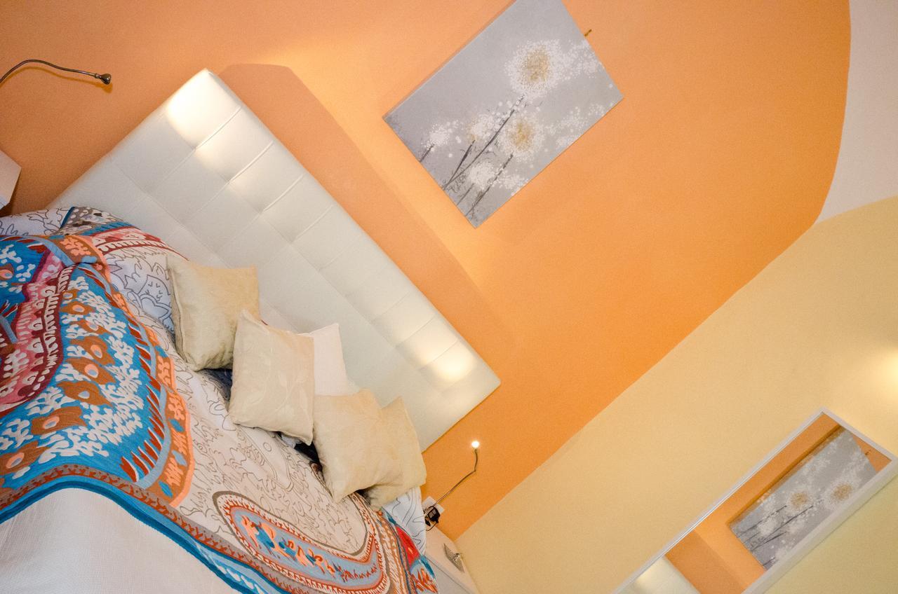 B&B L'Incrocio ซาแลร์โน ภายนอก รูปภาพ